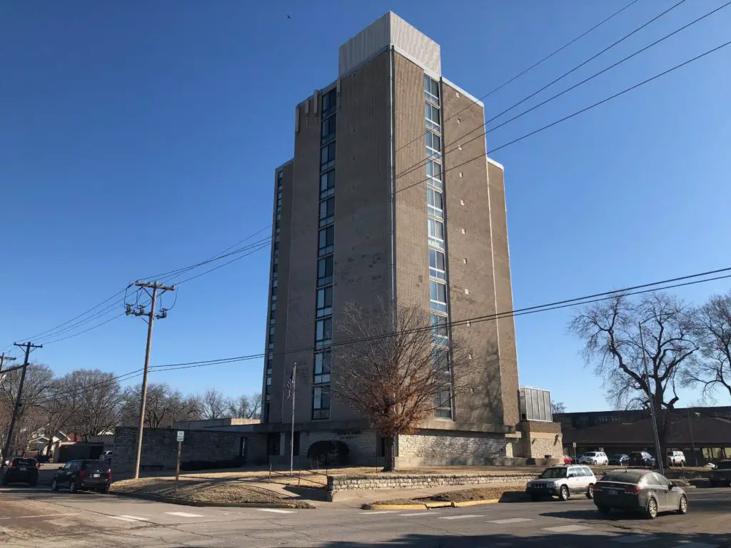 HUD letter says Manhattan Housing Authority in 'substantial default'