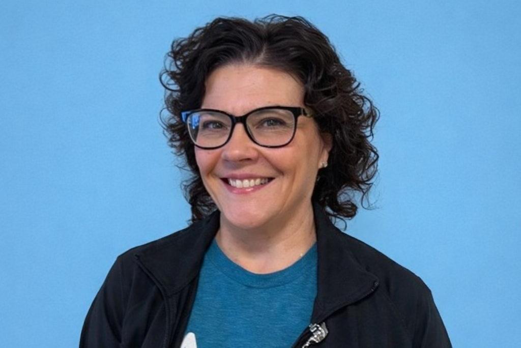 Doyle Recognized with Avera Queen of Peace Hospital DAISY Award