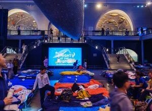 Sleeping bags on the floor of the AMNH. Alvaro Keding