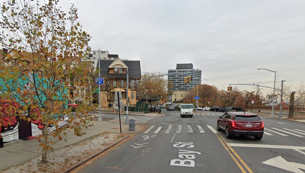 Bay and Slosson streets