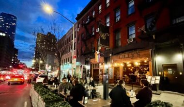 🗽 Manhattan Brad + 💬 Outdoor Dining Comment