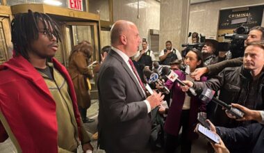 NYC police arrest man after officers were pelted during a snowball fight