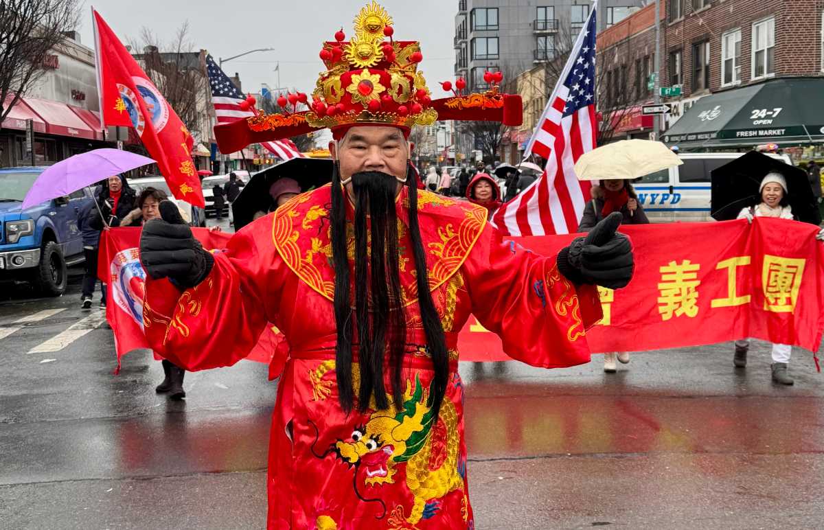 Fire Dragon year welcomed with snow as 18th Avenue Lunar New Year Parade marches on in Bensonhurst • Brooklyn Paper