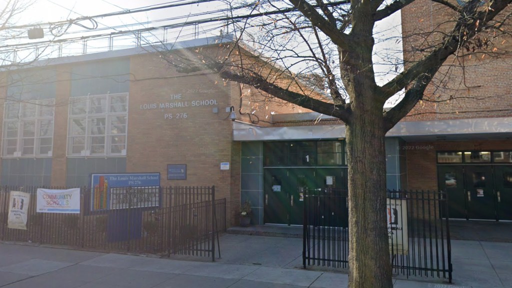 DOE teacher arrested for attacking 10-year-old boy inside Brooklyn elementary school