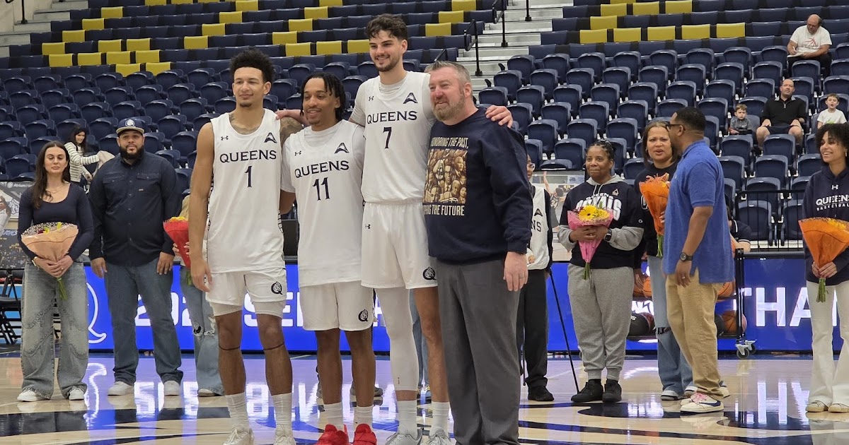 Queens honors standard-bearing seniors, achieves program history in Saturday victory