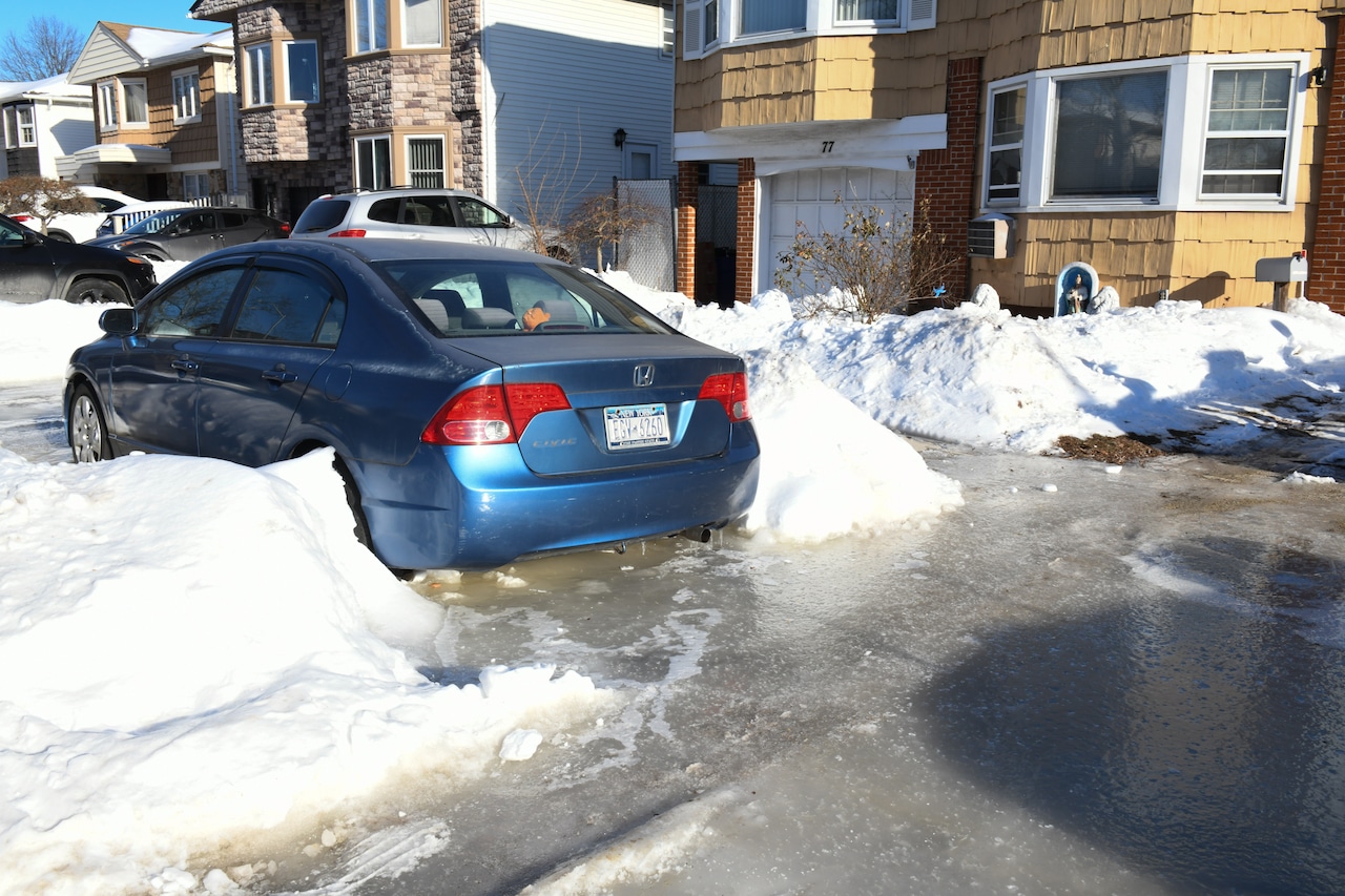 NYC snowstorm causes water service interruptions on Staten Island