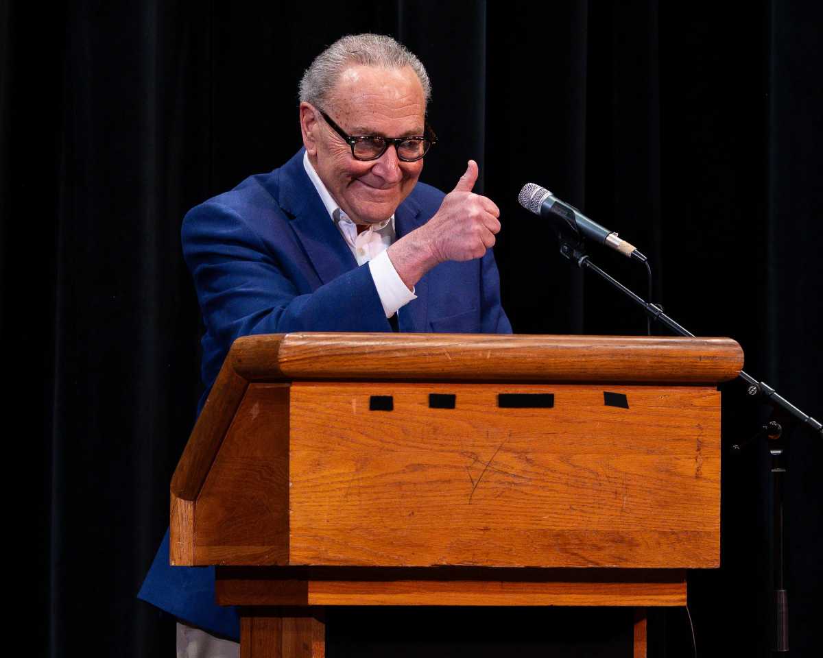 Schumer, Gillibrand secure $26M for Brooklyn housing, health and community projects • Brooklyn Paper