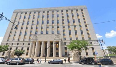 Advocates push Mamdani, Hochul to end ‘erratic’ Bronx judge’s time on bench