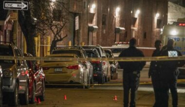 Queens man shot dead at sports bar; killer at large, cops say