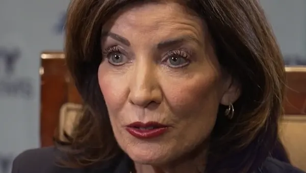 News 12 | Brooklyn | 'It doesn't matter': Hochul isn't phased by backlash from Brooklyn Democrats