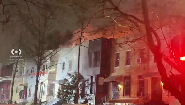News 12 | Brooklyn | Ocean Hill fire leaves 1 person injured, families displaced