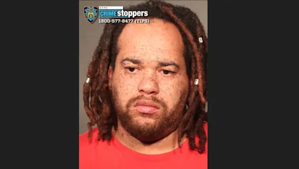 News 12 | Brooklyn | Man breaks into woman's Carroll Gardens home