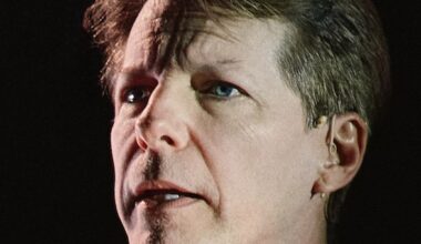 The Unknown Review. Sean Hayes, Stalked – New York Theater