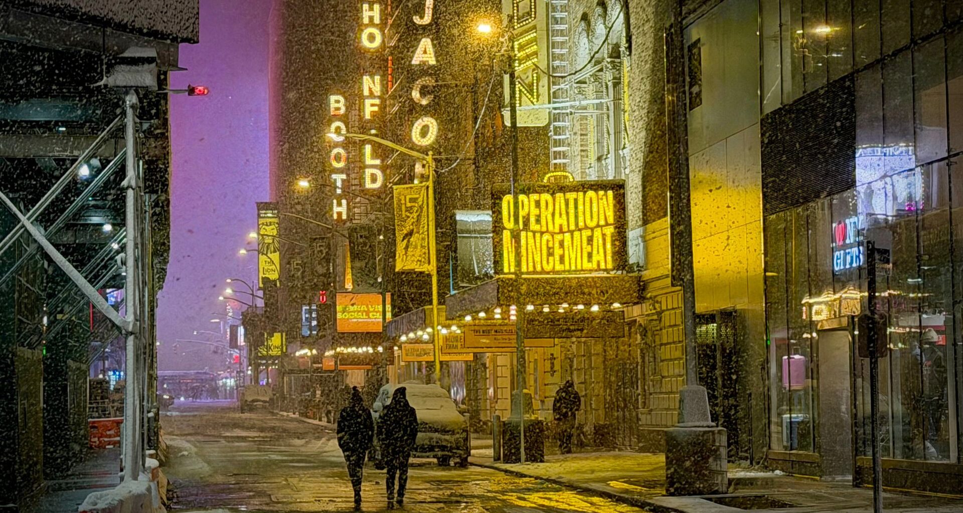 Blizzard Silences Broadway as Travel Ban Empties Hell’s Kitchen Streets