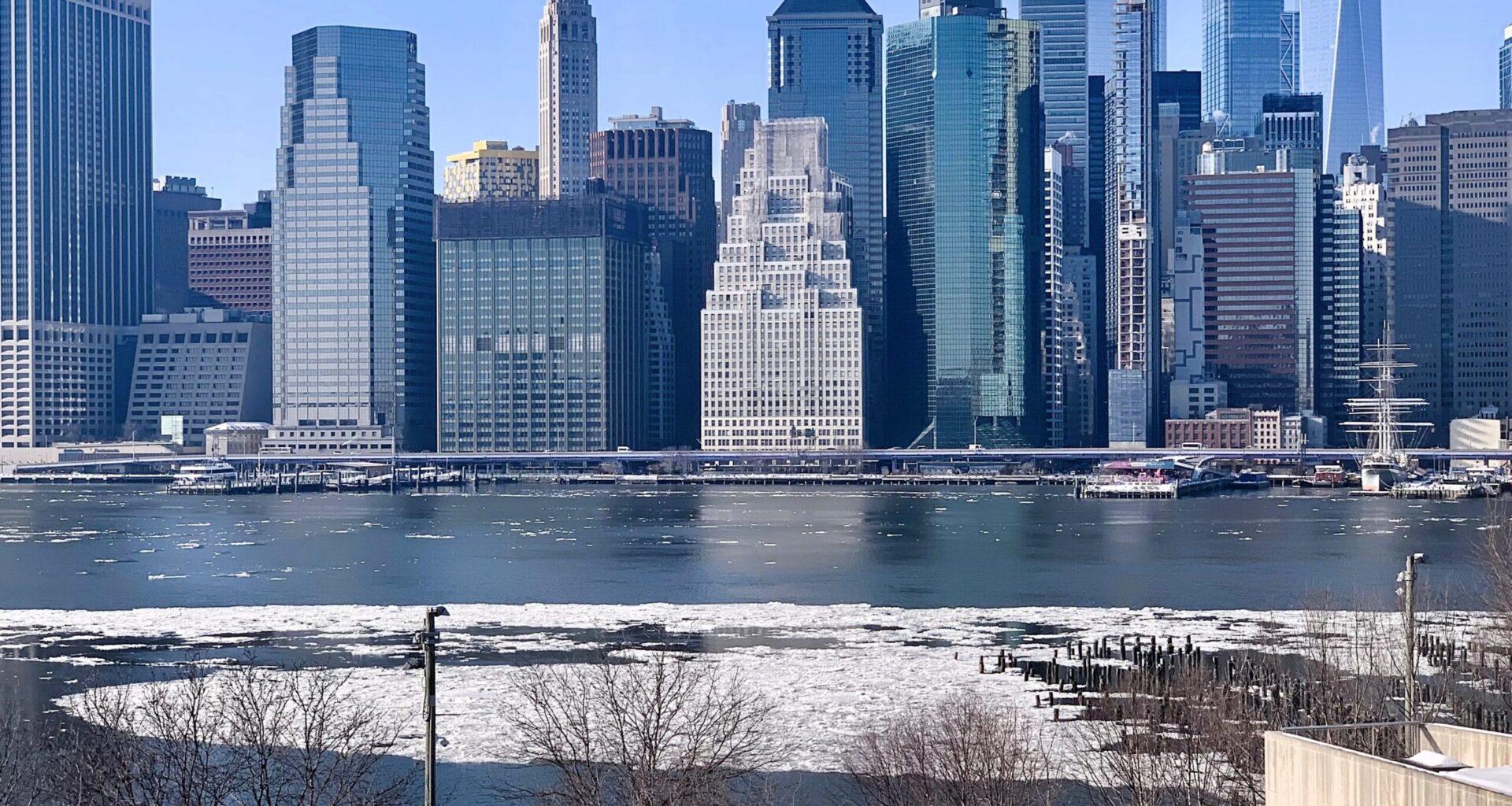 Ice floes traveled with the tide along the East River, causing NYC Ferry service to be suspended across all routes until future notice. Photo: Mary Frost, Brooklyn Eagle
