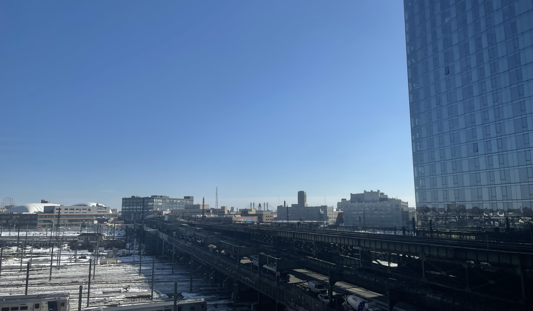 Locals worry they’ll be cut out of Mamdani, Trump Sunnyside Yard housing plan — Queens Daily Eagle
