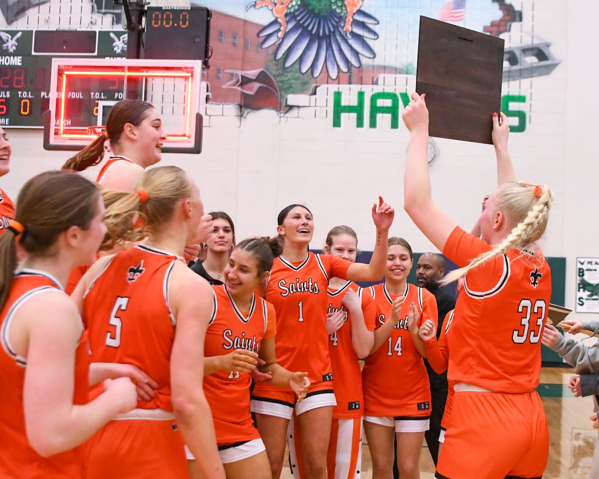 Brooklyn Schilb goes off in the second half, leads St. Charles East over Glenbard West for sectional title – Shaw Local