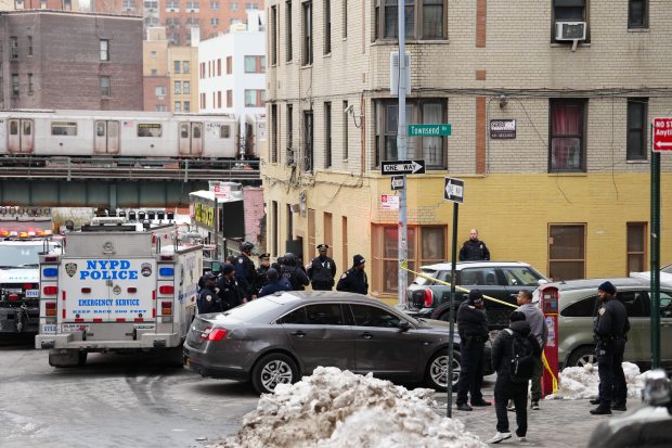 NYPD officers investigate a fatal shooting in the 170th St. subway station on the B/D line on Tuesday, Feb. 10, 2026, in the Bronx, New York. (Barry Williams/ New York Daily News)