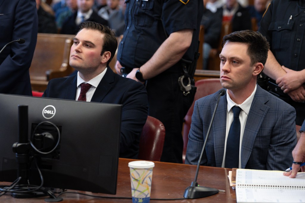 NYPD officers let drunk cop back on the road after crash: Manhattan DA