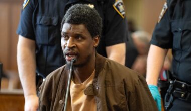 Man who randomly punched MTA subway conductor in face gets 2 to 4 years in prison