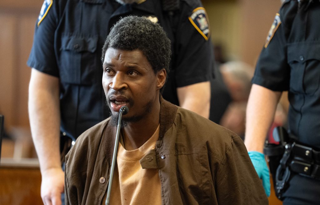 Man who randomly punched MTA subway conductor in face gets 2 to 4 years in prison