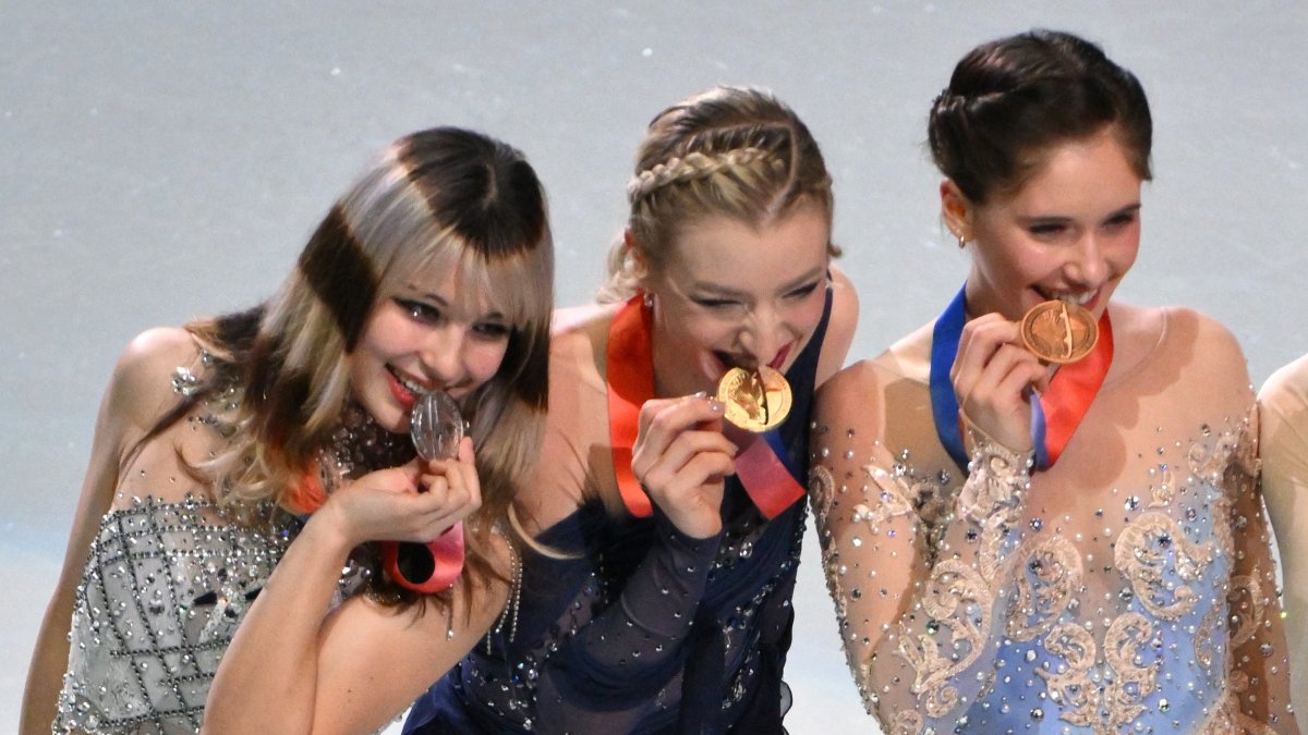 Could all three U.S. women win a figure skating medal? – NBC New York