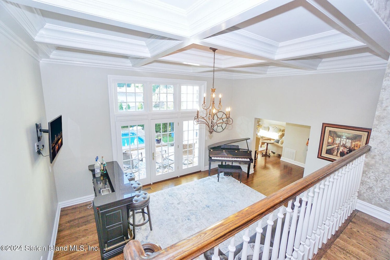 116 Fine Blvd., Todt Hill