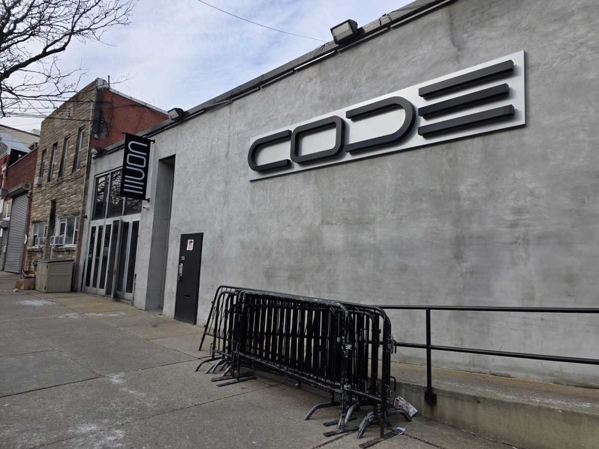 Residents sound alarm over alleged mayhem at Astoria nightclub – QNS