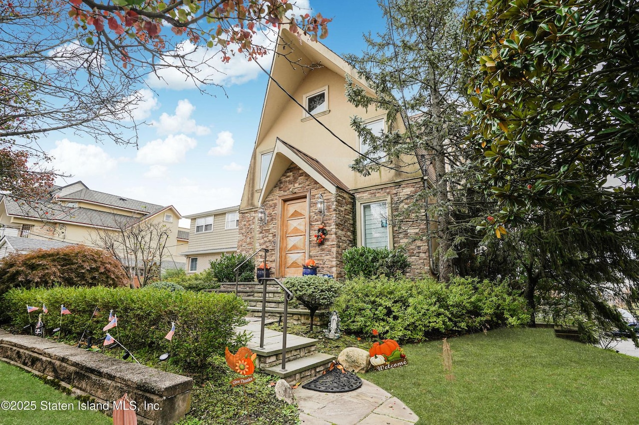 44 Zephyr Avenue, Annadale