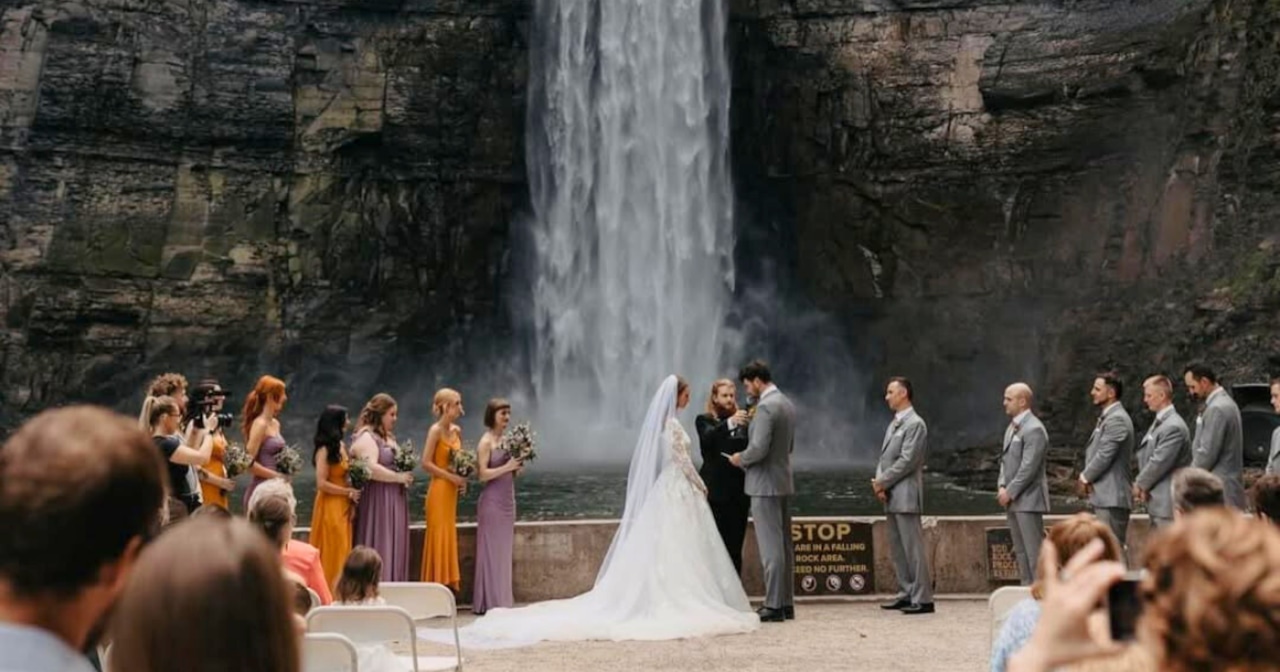 10 romantic spots across Upstate NY for proposals, weddings or a kiss