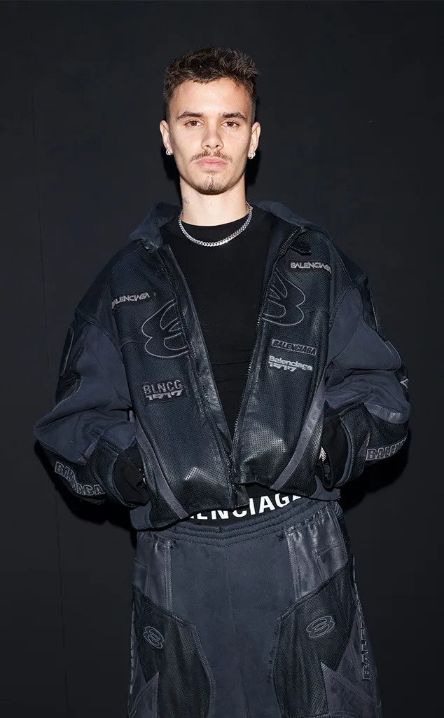Romeo James Beckham attends the Balenciaga Womenswear Fall/Winter 2025-2026 show as part of Paris Fashion Week at Les Invalides on March 09, 2025 in Paris, France. 
