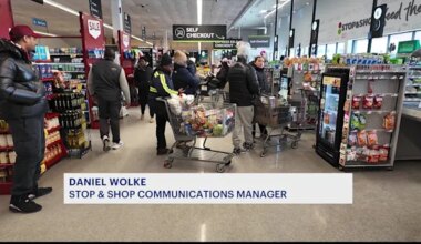 News 12 | Brooklyn | Shoppers stock up on food, drinks ahead of Super Bowl LX