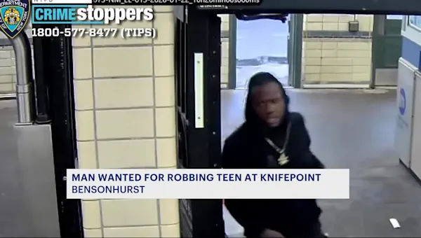News 12 | Brooklyn | Man wanted for robbing 14-year-old at knifepoint on Bensonhurst train