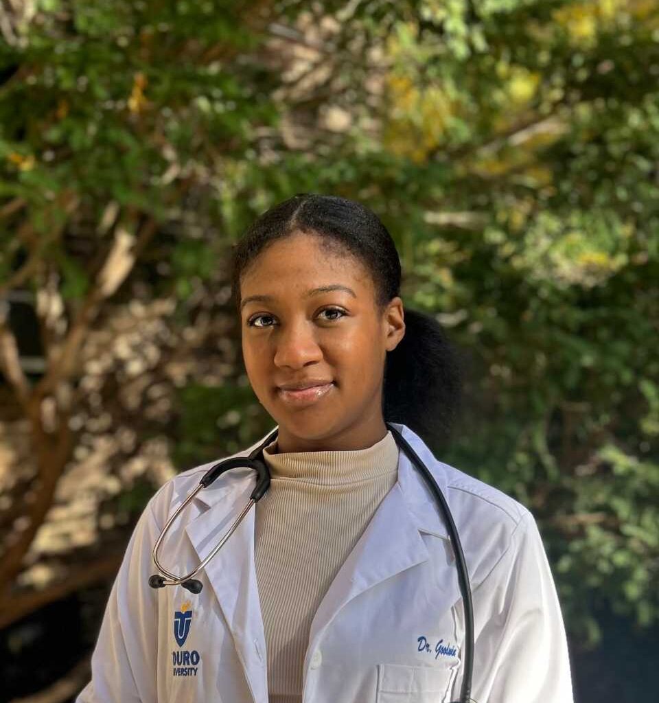 Bronx resident selected to receive prestigious scholarship for occupational/physical therapy program – Bronx Times