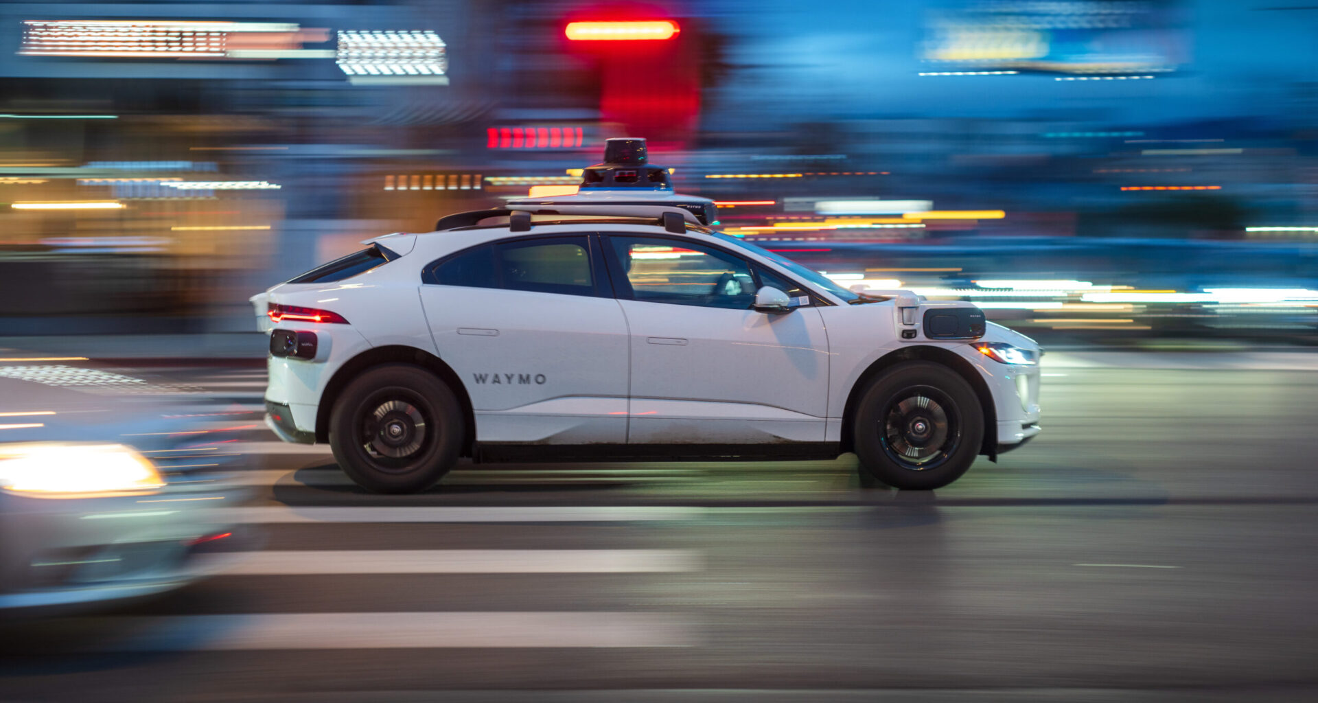 New York Governor Hochul Pulls Robotaxi Expansion Proposal