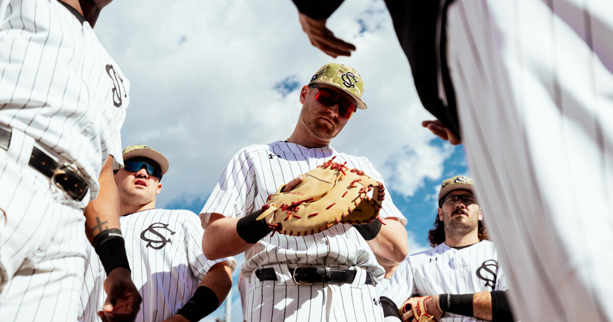 Baseball Hosts Queens Wednesday Night – University of South Carolina Athletics