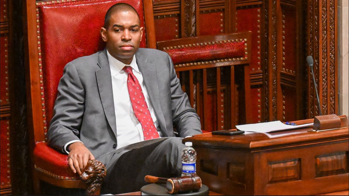 NY lawmakers react to Delgado exit