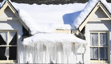 New York State Homeowners Facing An Ice Nightmare