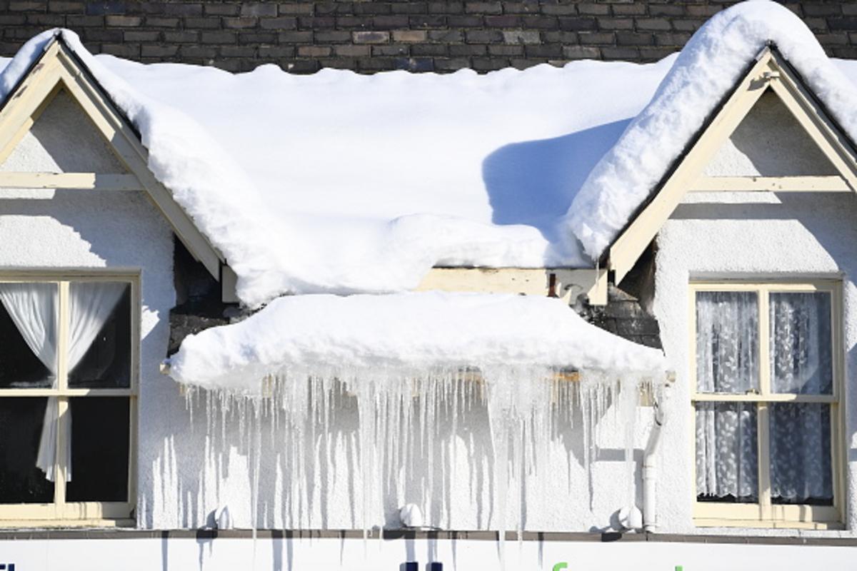 New York State Homeowners Facing An Ice Nightmare