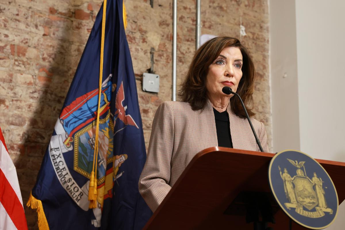 $1,359 Checks Coming to Homeowners in New York State