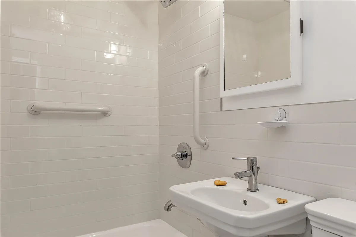 bath with white fixtures