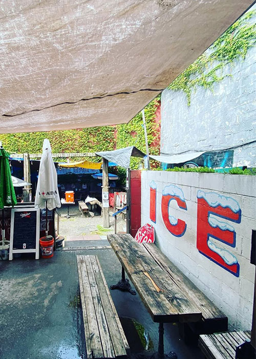 Brooklyn Ice House is one of the best dive bars in New York City.