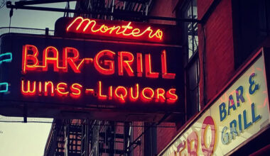 20 of the Best Dive Bars in New York City