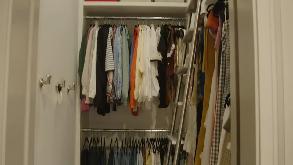 Lindsay Hubbard Shows Off NYC Apt