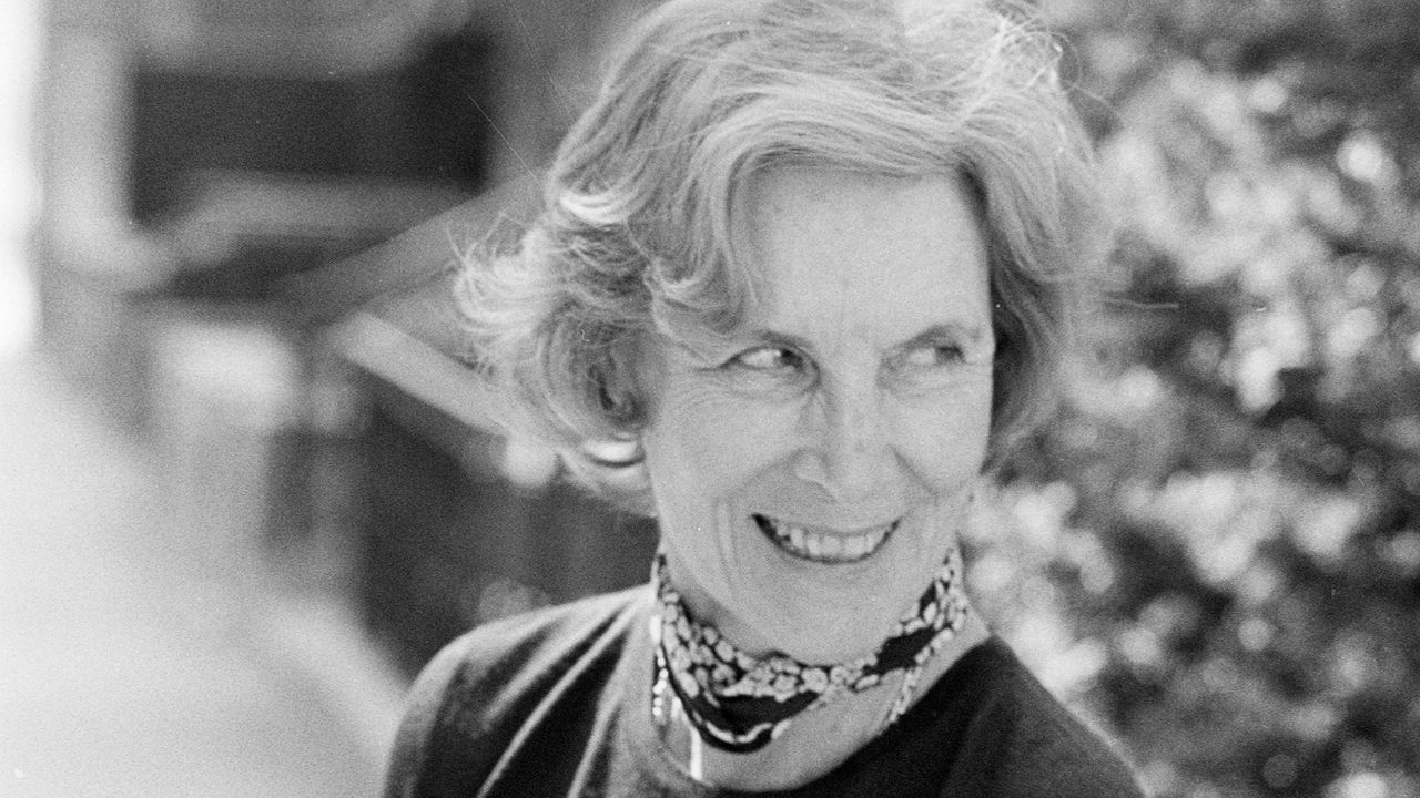 Inside Bunny Mellon’s New York Home, Immortalized in Watercolor