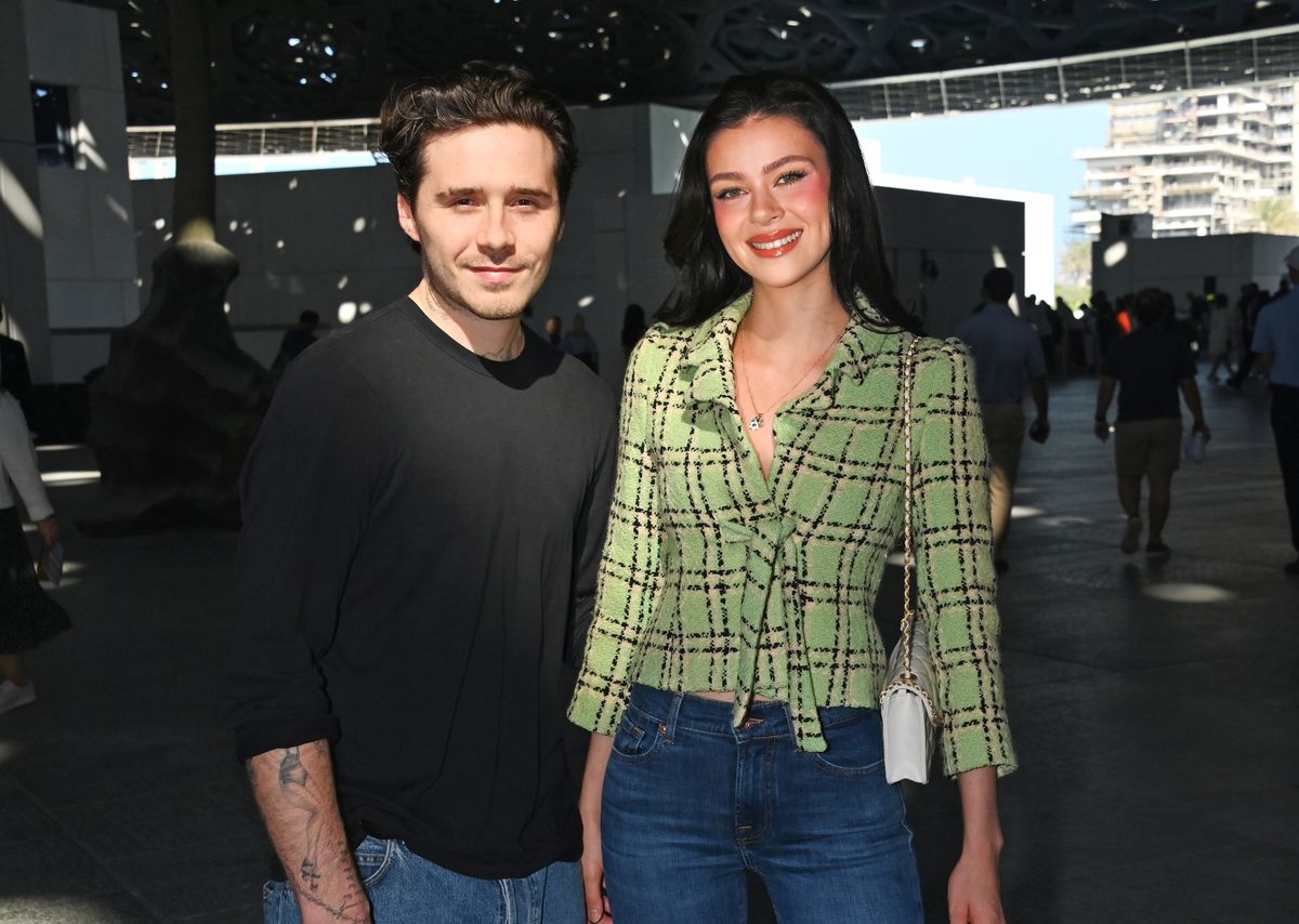 ABU DHABI, UNITED ARAB EMIRATES - DECEMBER 07: Brooklyn Beckham and Nicola Peltz visit Abu Dhabi's architectural and artistic highlight Louvre Abu Dhabi ahead of this weekend's F1 race at Yas Marina Circuit on December 7, 2024 in Abu Dhabi, United Arab Emirates. (Photo by Dave Benett/Getty Images for Experience Abu Dhabi) 