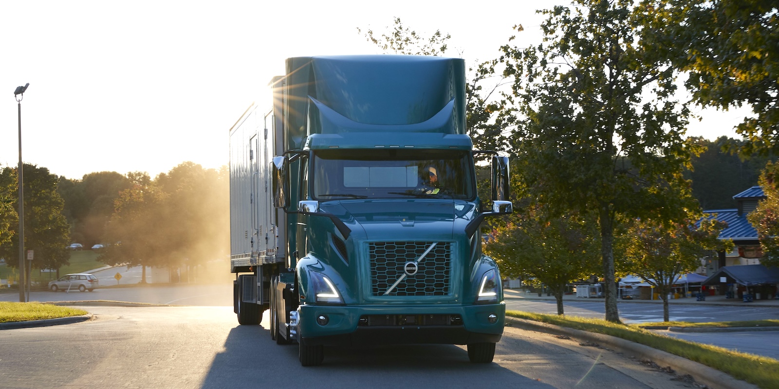 Upcoming delivery of Volvo VNR Electric trucks to City Harvest marks major step in ‘Bronx is Breathing’ initiative