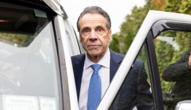 Andrew Cuomo lands WABC radio gig