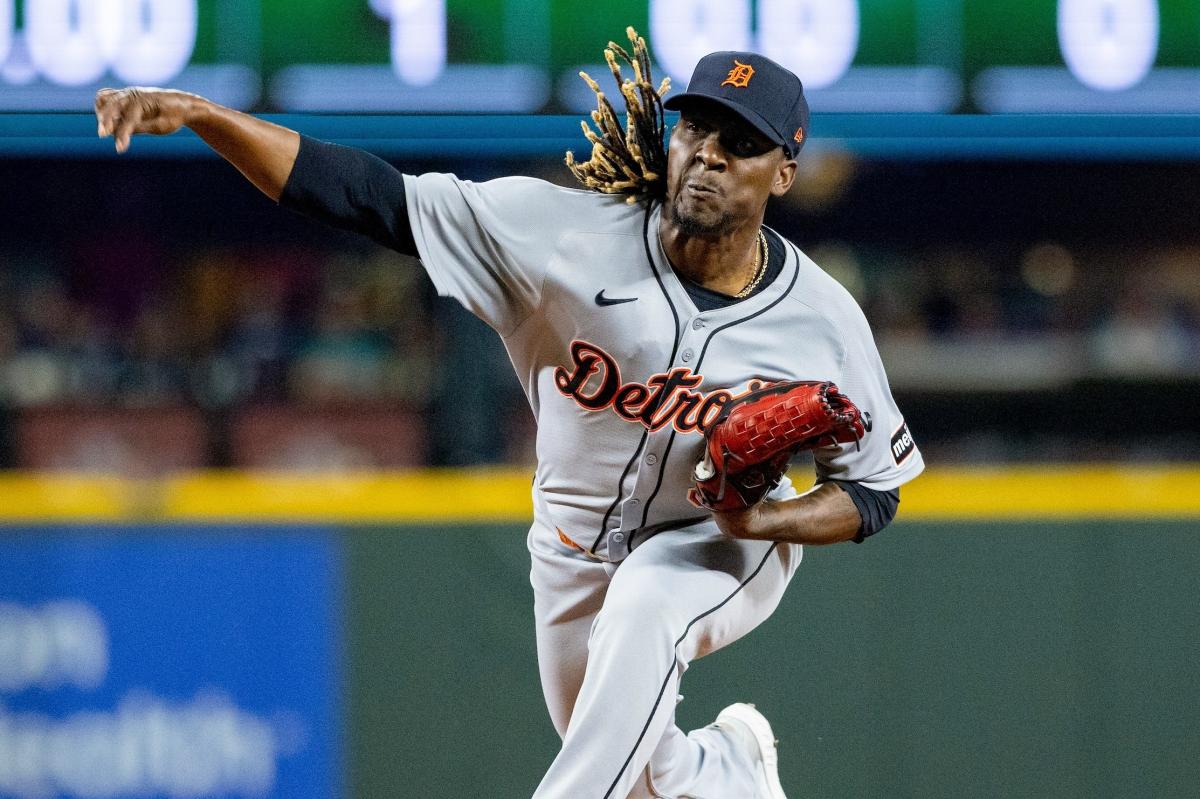 Rafael Montero signing minor league contract with Yankees