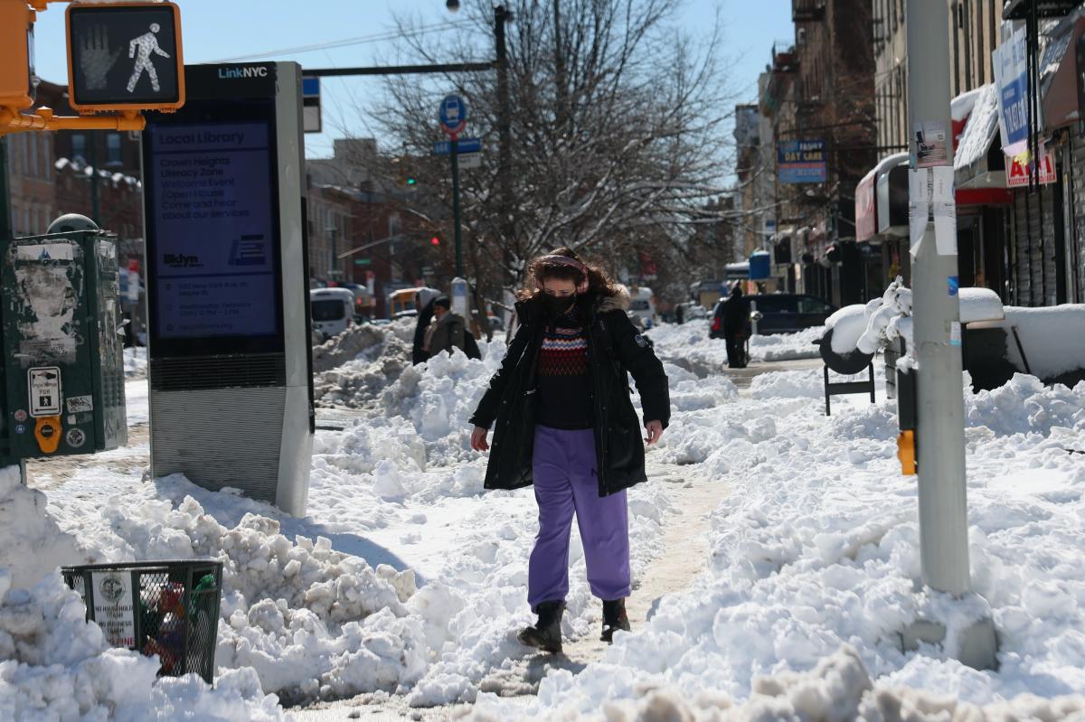 More snow to hit NYC early Wed., then again Thurs.